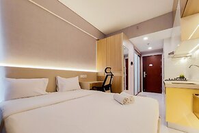 Scenic Designed And Comfy Studio At Sky House Bsd Apartment