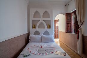 Riad Zahrat Al Sahara