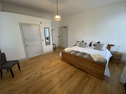 Manor House