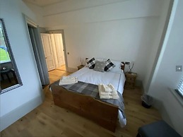 Manor House