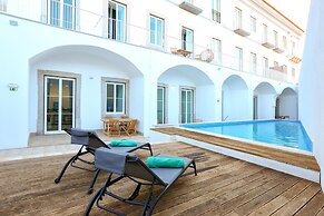 Vacation Time Apartment