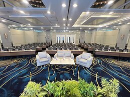 Leedon Hotel & Suites Surabaya