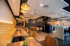 Hampton By Hilton Quito La Carolina Park