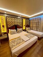 Can Adalya Palace Hotel