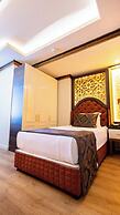 Can Adalya Palace Hotel
