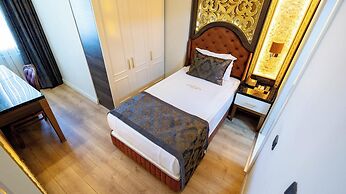 Can Adalya Palace Hotel