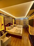 Can Adalya Palace Hotel