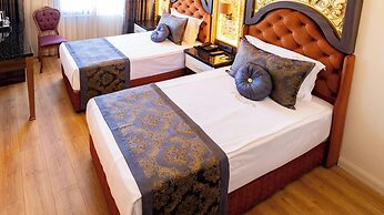 Can Adalya Palace Hotel