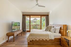 Villa Lumut