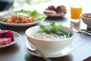Wink Danang Riverside, Unscripted by Hyatt - 24 Hours stay