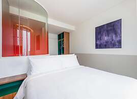 Wink Danang Riverside, Unscripted by Hyatt - 24 Hours stay