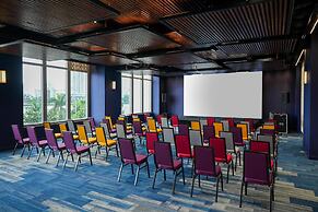 Wink Danang Riverside, Unscripted by Hyatt - 24 Hours stay