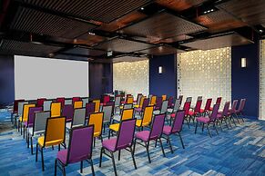 Wink Danang Riverside, Unscripted by Hyatt - 24 Hours stay