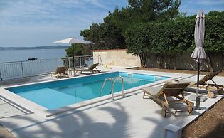 Beach House Nono