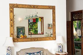 Romantic Honeymoon Villa Overlooking Rice Fields
