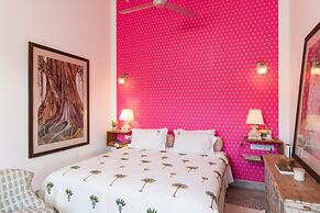 Romantic Honeymoon Villa Overlooking Rice Fields