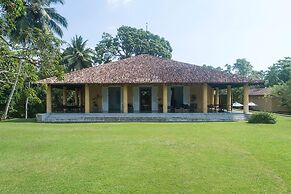 Historically Important Architecturally Stunning Hilltop Villa