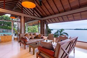 Elevated Villa Overlooking Tranquil Koggala Lake