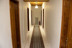 Hotel Defkalion