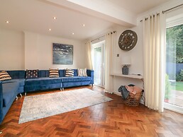 4 Woodland Park