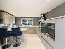 4 Woodland Park