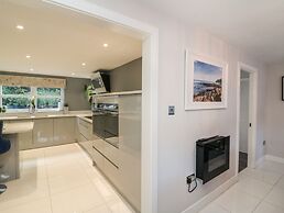 4 Woodland Park