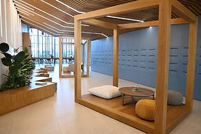 Modern Boho 1BR Sleeps4 Balcony Pool Gym Dxbhills
