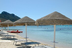 Baia De Bahas Bilo VM 500m From The Sea