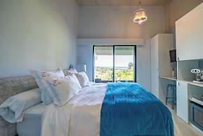 SUITE 28