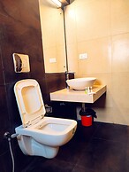 Yuvraj Palace Inn