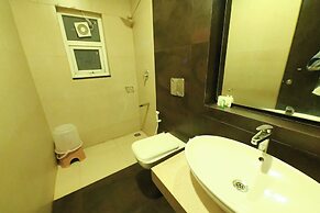 Yuvraj Palace Inn