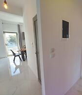 Finikas Suites & Apartments Airport