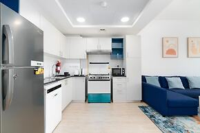 Lux BnB Nook -2 I City Views