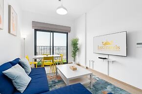 Lux BnB Nook -2 I City Views