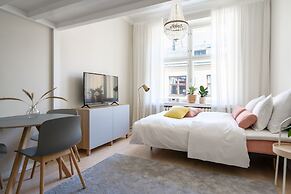 Beautiful cozy studio in Kamppi