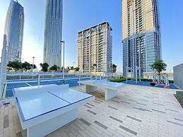 LuxBnB Creek Rise Tower Harbor Views