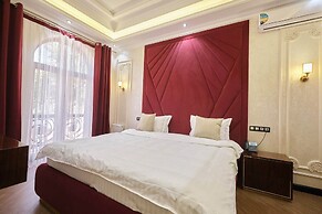 East Star Hotel