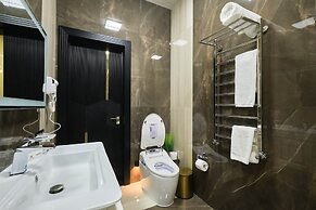 East Star Hotel