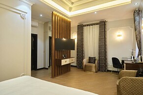 East Star Hotel