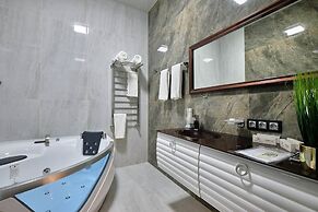 East Star Hotel