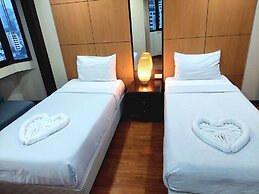 Omni Tower Sukhumvit Nana - Direct