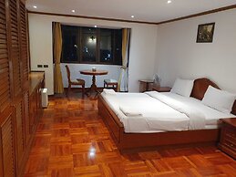 Omni Tower Sukhumvit Nana - Direct