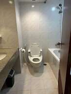 Omni Tower Sukhumvit Nana - Direct