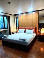 Omni Tower Sukhumvit Nana - Direct