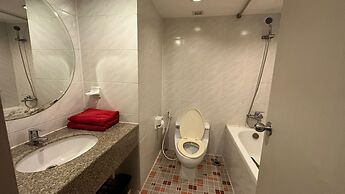 Omni Tower Sukhumvit Nana - Direct