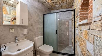 Stone House Foca Butik Otel