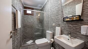 Stone House Foca Butik Otel