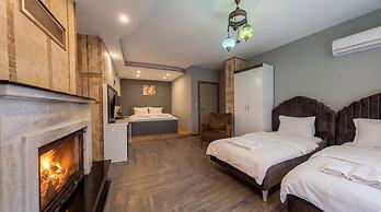 Stone House Foca Butik Otel