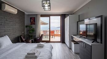 Stone House Foca Butik Otel