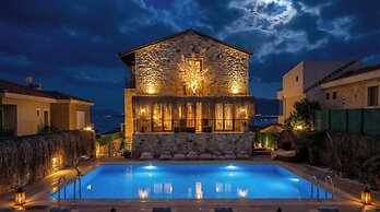 Stone House Foca Butik Otel